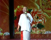 王小利 大臣下河抓鱉