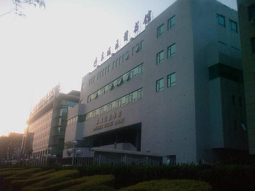 中雜（東圖)劇場(chǎng)